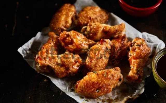 8 Piece Wings.